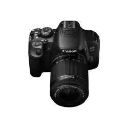 Canon EOS 700D + Objectif 18-55 mm