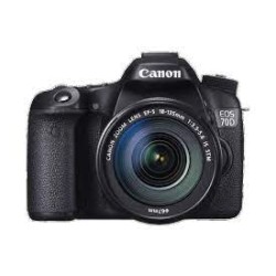 Canon EOS 70D + Objectif EF-S 18 - 55 mm